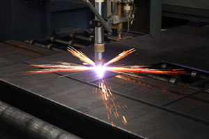 Metal-Plasma-Cutting