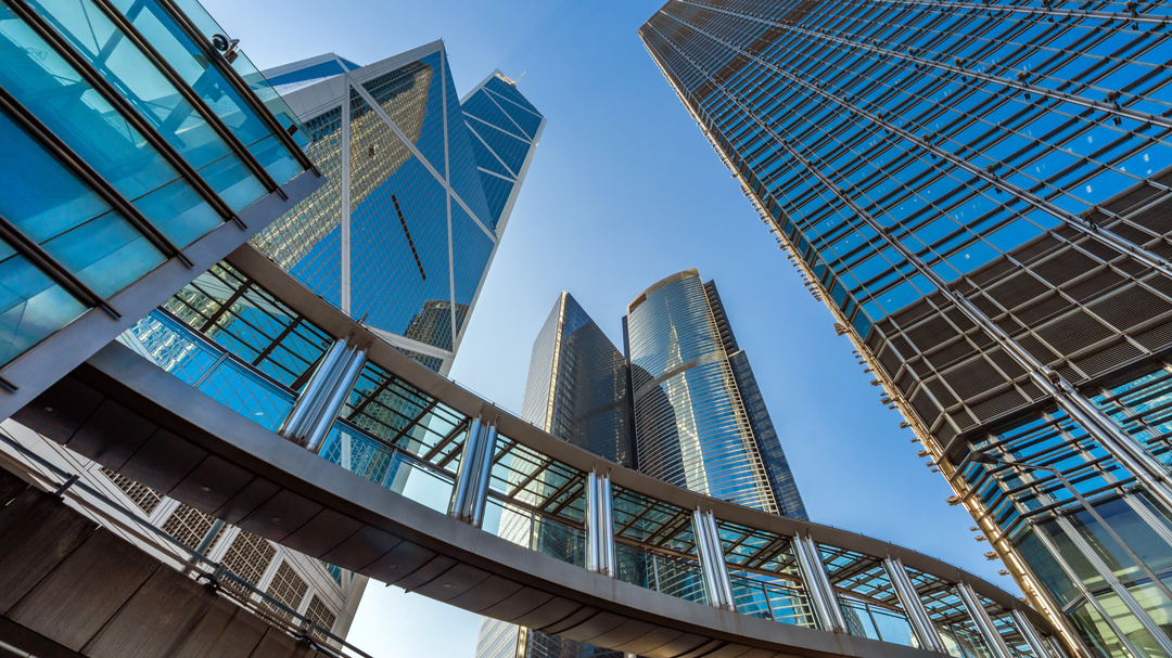 tall-steel-metal-glass-structures