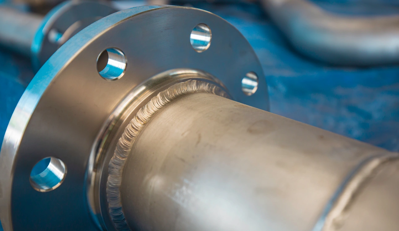 metal-pipes-welded-together